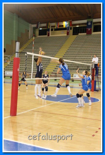 130120 volley 101_tn.jpg